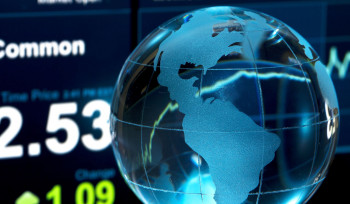 Como mais acesso a bancos ajuda no desenvolvimento?