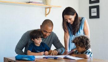 Como ajudar seu filho a ir bem na escola pública