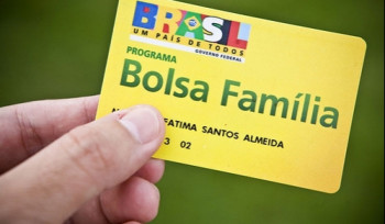 Por que o Bolsa Família foi congelado?