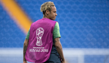 Por que jogadores de futebol são cada vez mais caros?