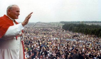 Visita de João Paulo II fez mais brasileiras engravidarem?