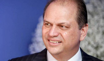 Alô, ministro da Saúde, por que não pensa antes de falar?