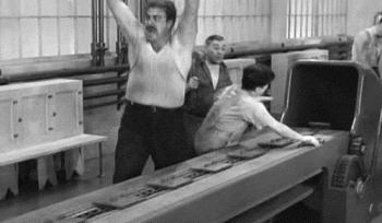 Por que, segundo o Enem, usar a internet causa demissões?