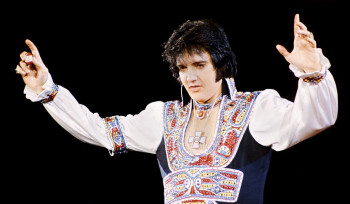 Elvis não morreu e avisa: 